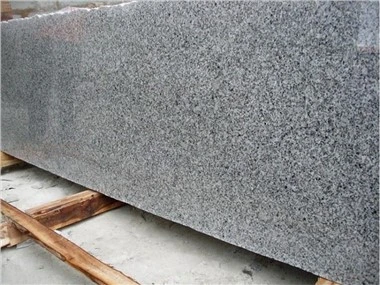 G640 granīta pusplāksne